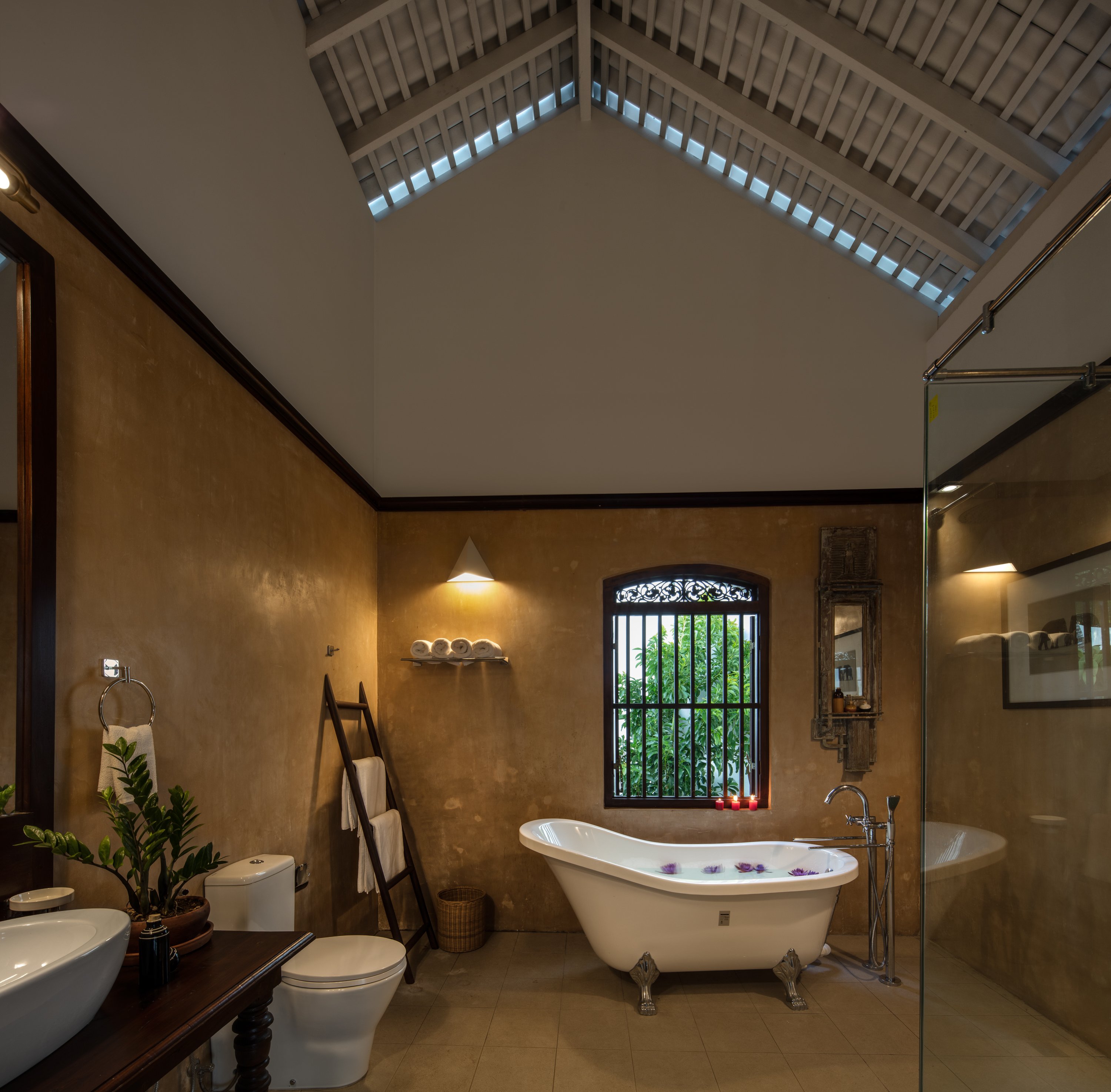 ARCHITECTURAL - RIVER HOUSE